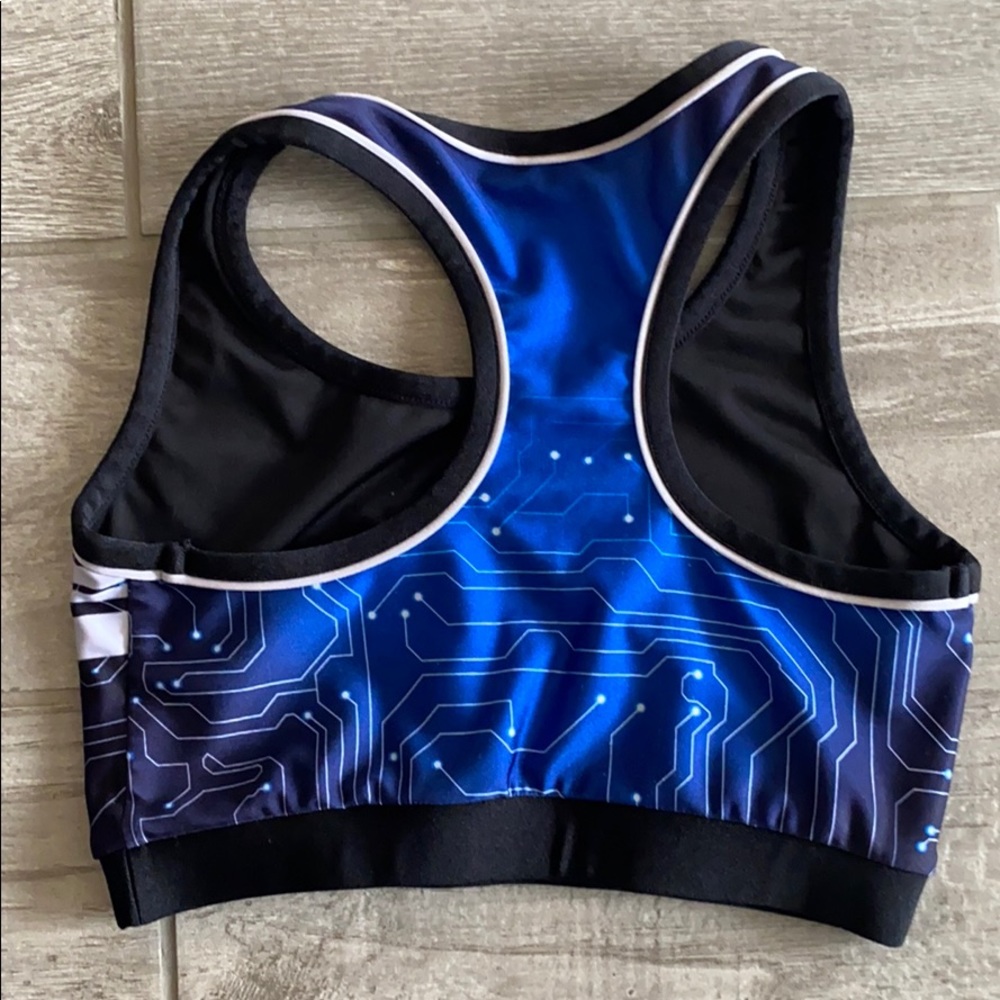 CA Practice Wear - Picture 4 of 4